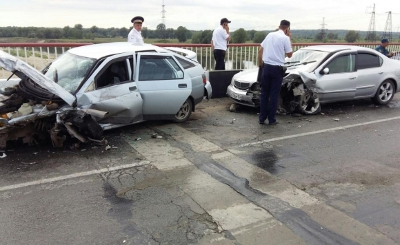 Авария на трассе Барнаул-Новосибирск на Тальменском мосту