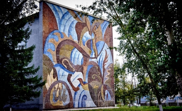 История создания мозаики на зданиях Барнаула
