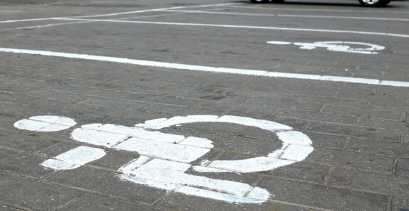 В СовФеде предлагают освободить инвалидов от транспортного налога