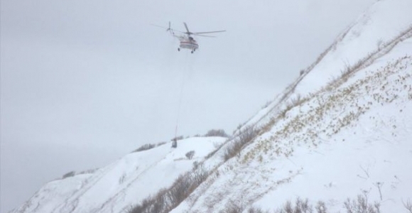 В Республике Алтай из-за схода снежной лавины эвакуируют жителей