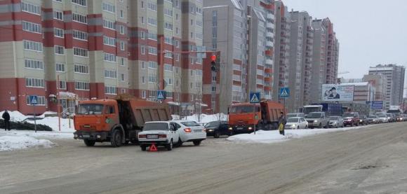 Авария на улице Власихинской