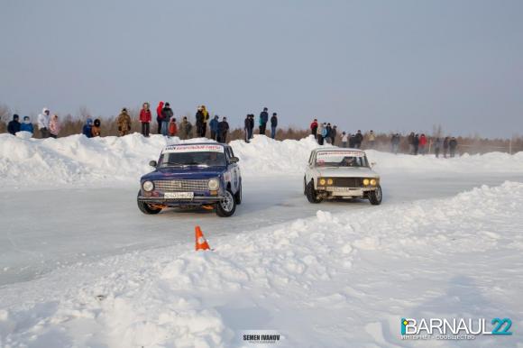 В Барнауле прошел II этап Кубка по зимнему дрифту
