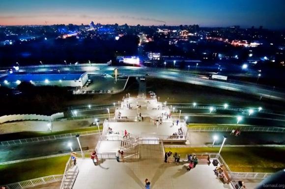 Амфитеатр и колесо обозрения: какими будут Нагорный парк и набережная в Барнауле