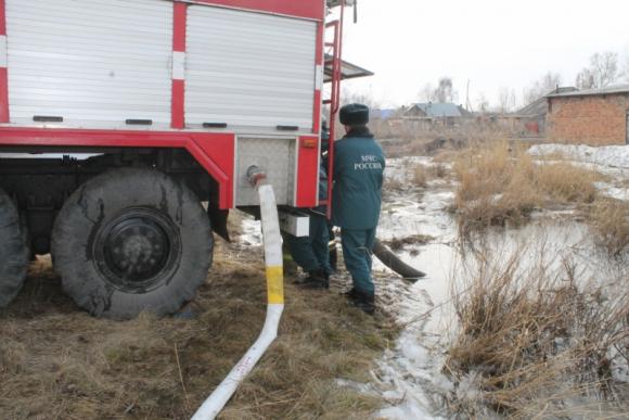 В Рубцовске талые воды затопили 172 приусадебных участка
