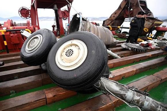 СК опроверг версию о перегрузе военного Ту-154, разбившегося в Сочи