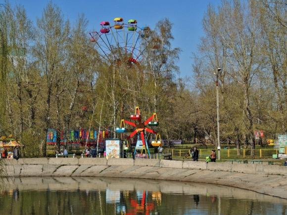 В Барнауле облагораживают парк 