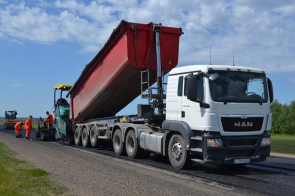 Дорожники начали ремонт 76 км трассы А-322 Барнаул – граница с Казахстаном