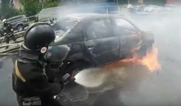 От первого лица: эксклюзивное видео с места ЧП на Красноармейском, где загорелся 