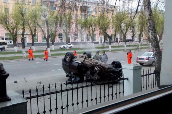 Смертельная авария с BMW X5: первое судебное заседание перенесли из-за неявки адвоката обвиняемого