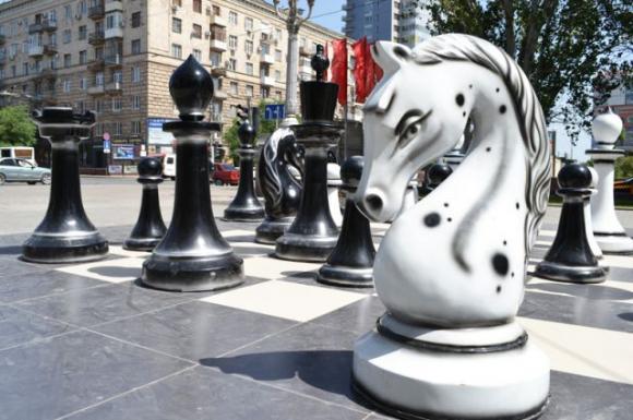 У Нулевого километра шахматисты сыграют одновременно на 80 досках