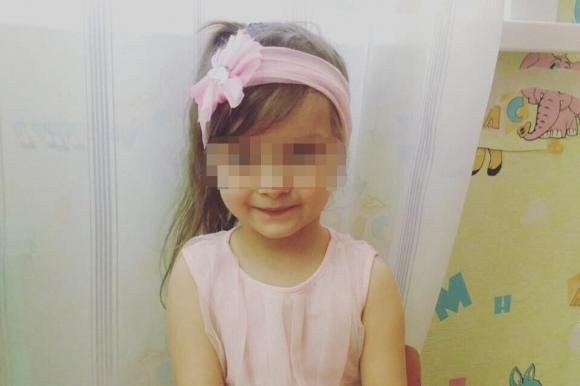 20 июля остановилось сердце девочки из Бийска, которая получила травму головы на детской площадке