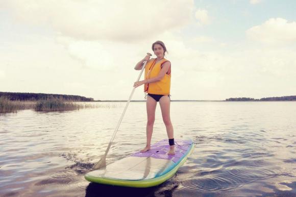 Жители Алтая осваивают новый вид спорта на воде (фото)