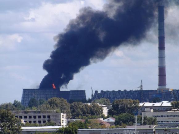 Открытое пламя: в Барнауле загорелась ТЭЦ-2 (фото и видео)