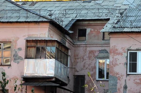 Власти Барнаула планируют снести 47 ветхих домов на Потоке