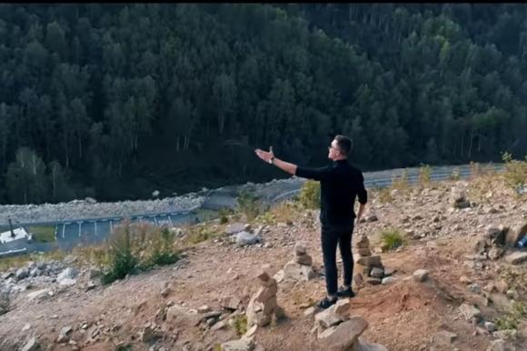 Клип на молодежный гимн Алтайского края презентовали в Сети (видео)