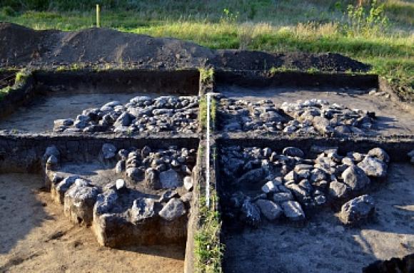 Что нашли археологи на месте скифского захоронения под Белокурихой (фото)