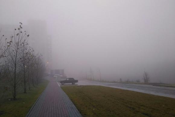 Барнаул окутал плотный туман (фото)