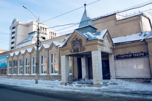 Сегодня в Барнауле начнут сносить старое здание театра кукол 