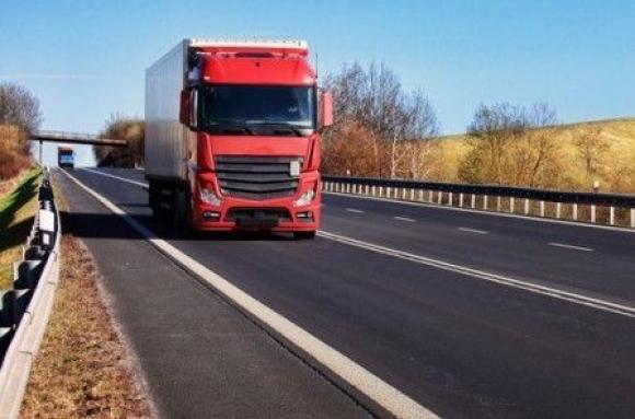 В России больше не будут вводить запрет на весенний проезд грузовиков по трассам