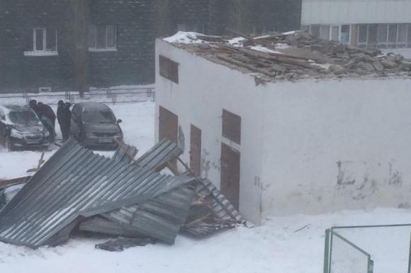 В соседнем Казахстане шквалистый ветер нанес серьезные разрушения
