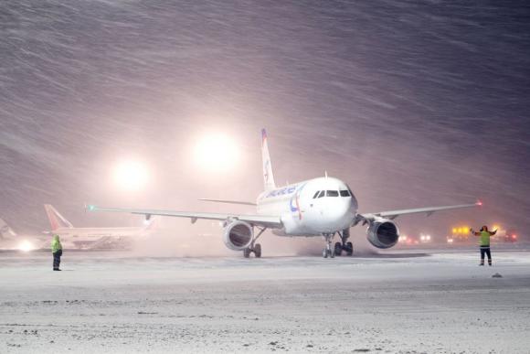 Аэропорт Барнаула закрыли для приема и вылета самолетов