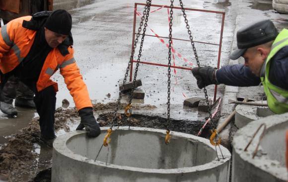 В центре Барнаула началось строительство ливневой канализации