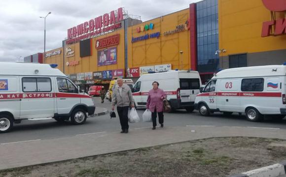 На детском празднике в иркутском торговом центре произошел взрыв (видео)