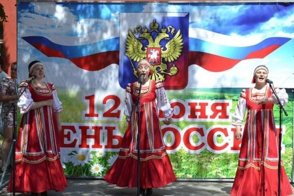 День России отметят хороводом на пешеходной Мало-Тобольской