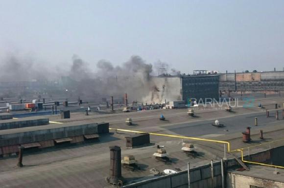 На Шинном заводе вновь случился пожар (видео)