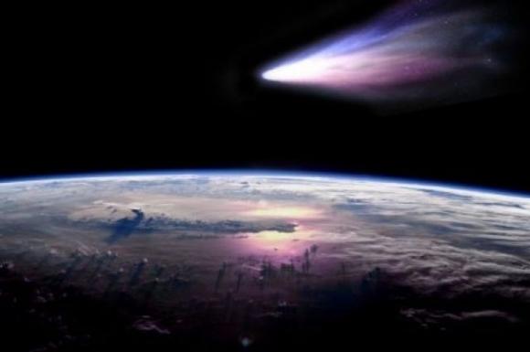 К Земле приближается комета 