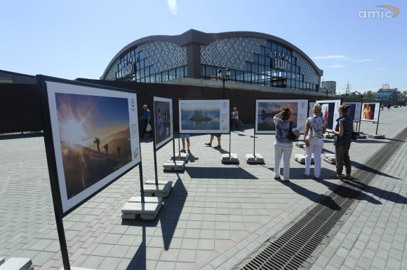 В старом Барнауле открылась выставка под открытым небом