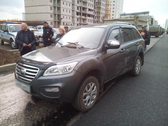 Странная авария произошла в воскресенье на ул. Балтийской (видео)