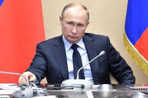 Путин предложил частично декриминализировать статью 282 УК РФ