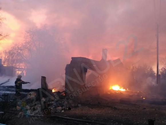 Хронология пожара в алтайском поселке Кубанка (фото и видео)