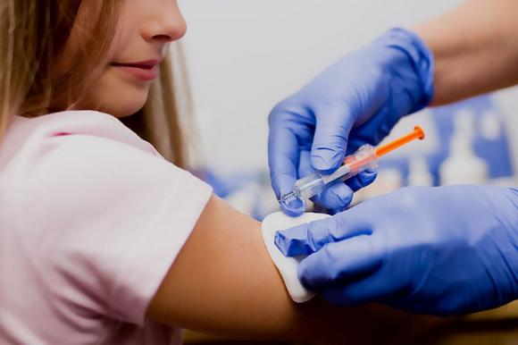 Барнаульцы смогут проверить здоровье и пройти вакцинацию от гриппа