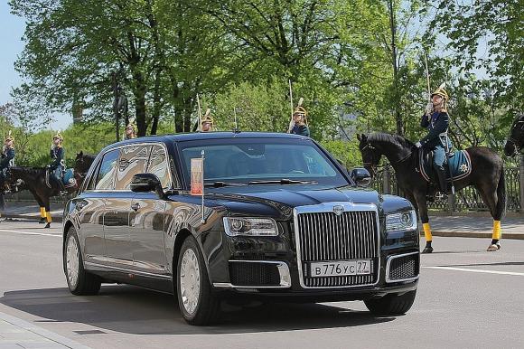 Российские машины Aurus произвели фурор на саммите G20 в Аргентине (видео)