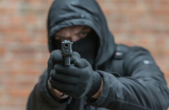 Вооруженные люди в масках напали на офис в Барнауле и похитили миллион