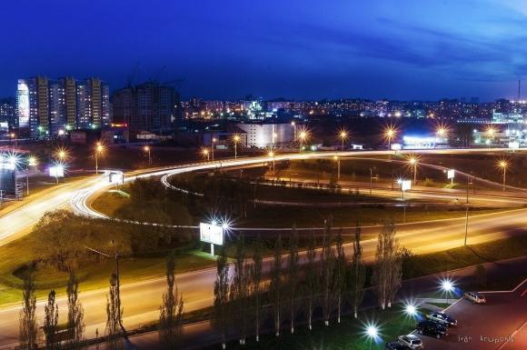 Ночью на Павловском тракте выключат светофоры и освещение