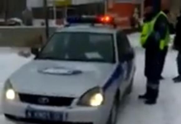 Барнаульцев возмутили штрафы автоинспекторов за переход в неположенном месте (видео)
