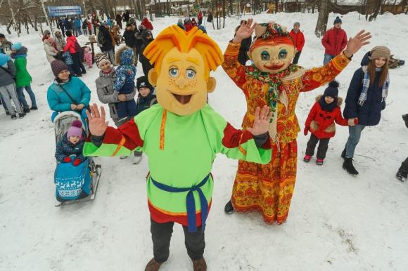 В Барнауле отметили праздник Сретения (фото)