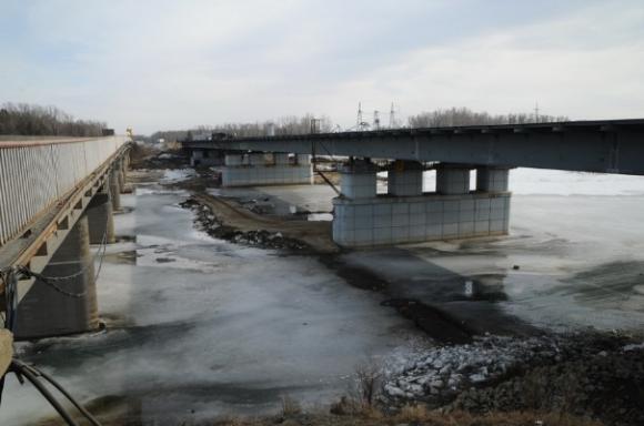 Как выглядит мост через Чумыш и когда его достроят (фото)