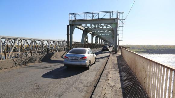 25 апреля движение по Старому мосту через Обь частично закроют