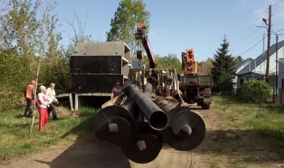 Жители Борзовой Заимки опасаются обвала берега реки из-за тепломагистрали (фото)