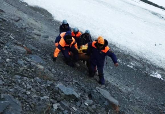В Республике Алтай спасатели нашли все тела погибшей в лавине семерки туристов