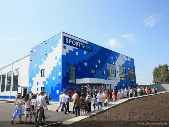 В Алтайском крае открыли новый спорткомплекс (фото)
