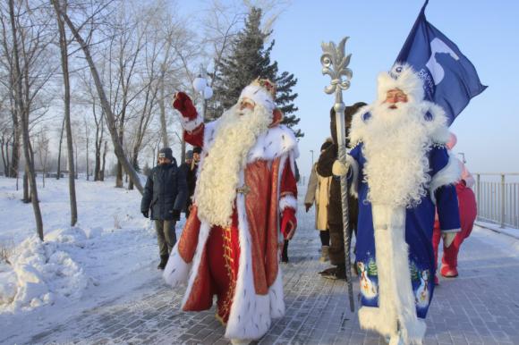 Дед Мороз отмечает день рождения - ему более 2000 лет