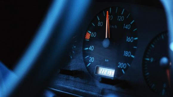 В России на 10 км/ч будет снижен нештрафуемый порог превышения скорости