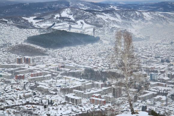В Горно-Алтайске на горе открыли смотровую площадку (фото)