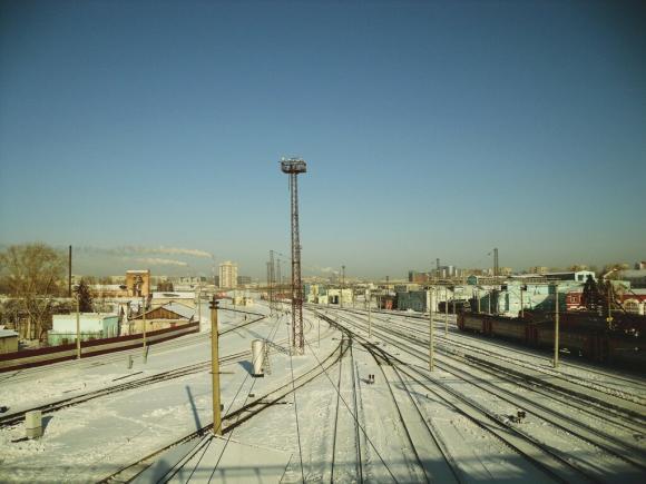 На станции Барнаул поезд сбил девушку в наушниках
