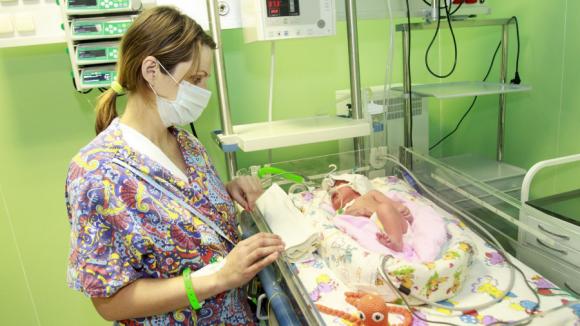 Беременная женщина, которую МЧС спасли в метель, родила девочку